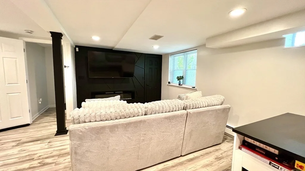 Photo of 21 Rich St.