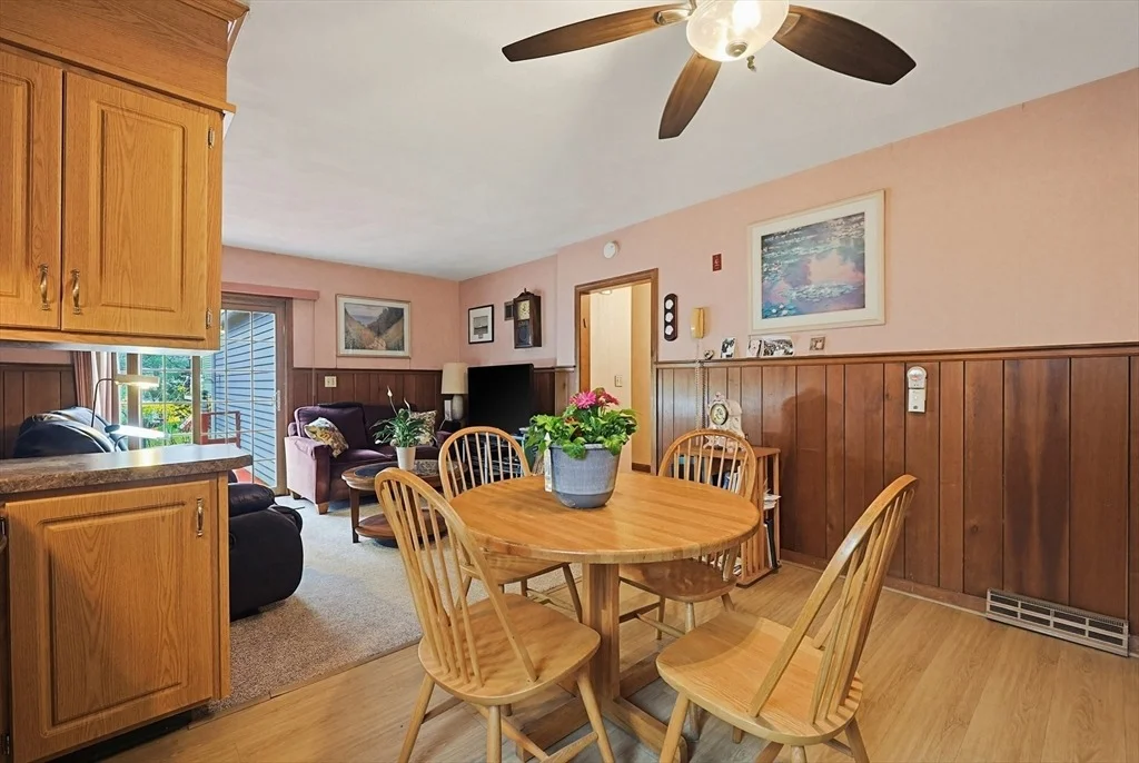 Photo of 5 Montgomery Dr