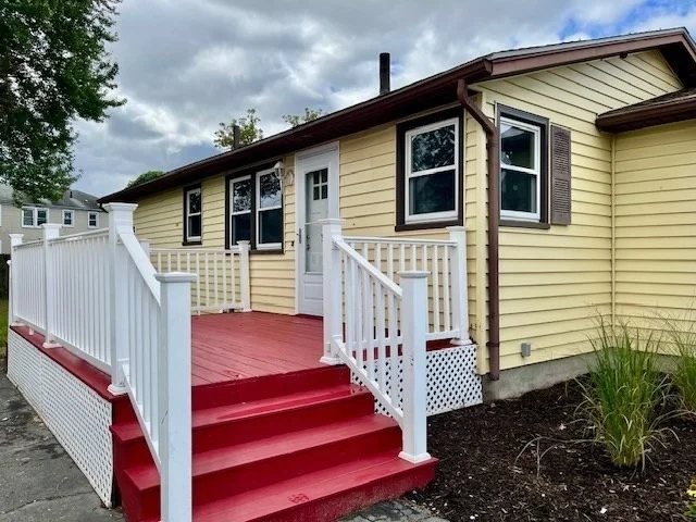 Photo of 219 Clarendon Ave