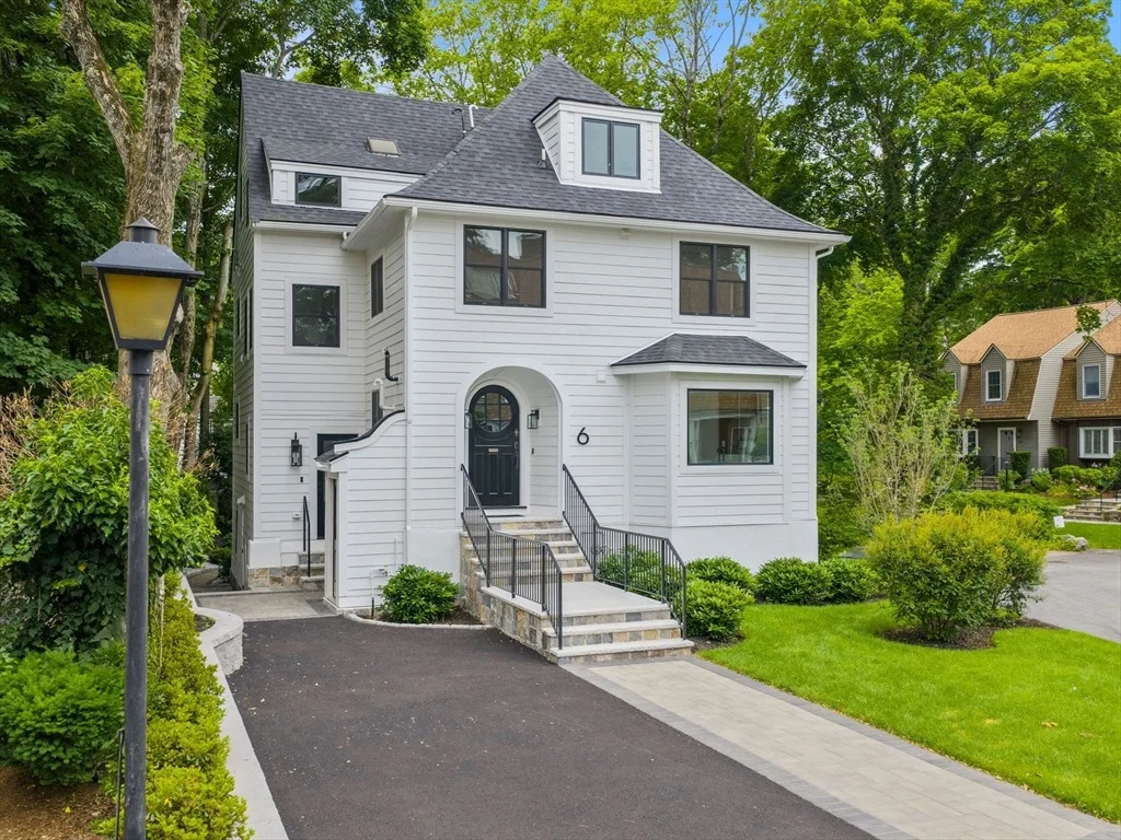 Photo of Unit 6 at 6 Wiswall Cir