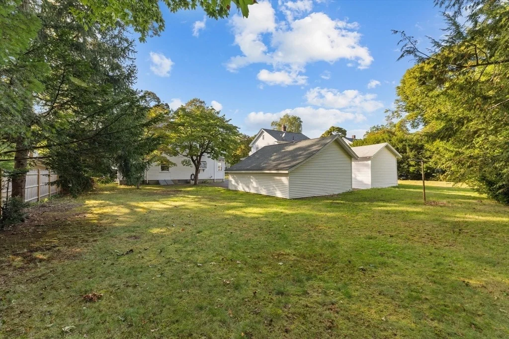 Photo of 11 Robertson Rd
