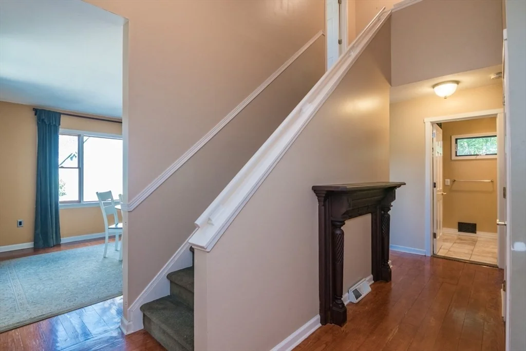 Photo of 97 Crossbrook Ave
