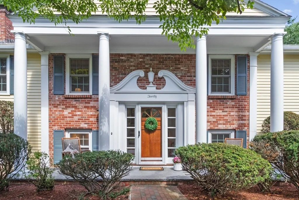 Photo of 20 Village Cir