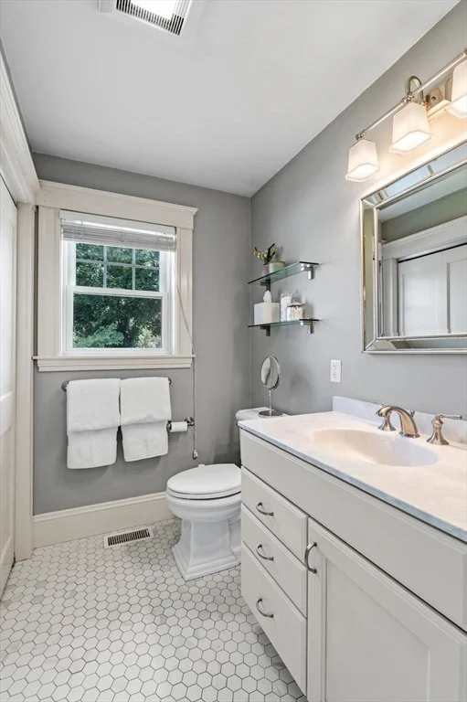 Photo of 39 Buttonwood Lane