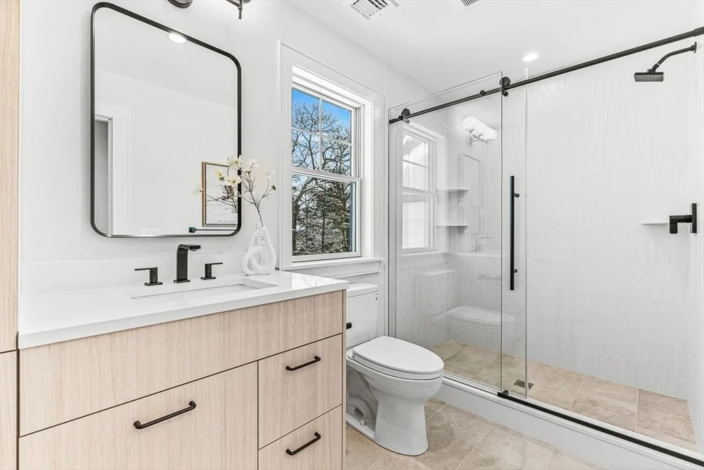Photo of 123 Lawton Rd