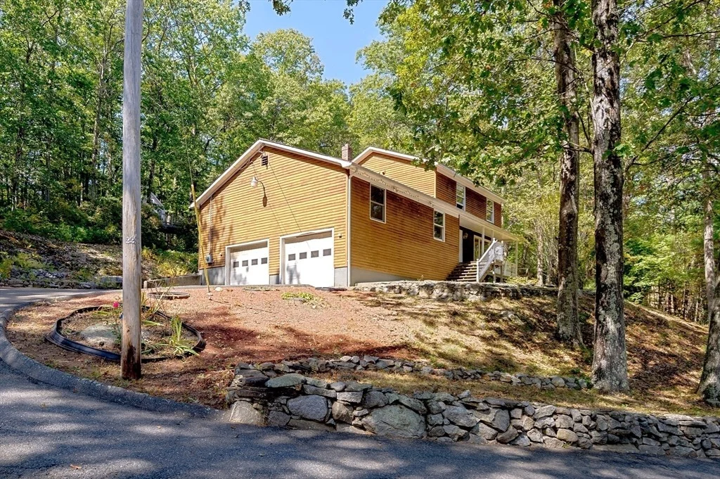 Photo of 84 Anderson Rd