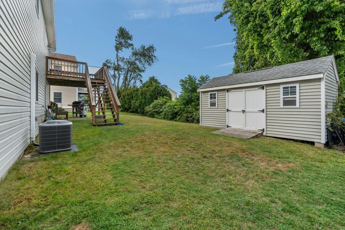 Photo of 52 Family Dr