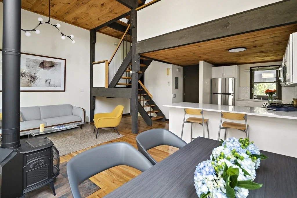 Photo of 9-1 Bellis Circle