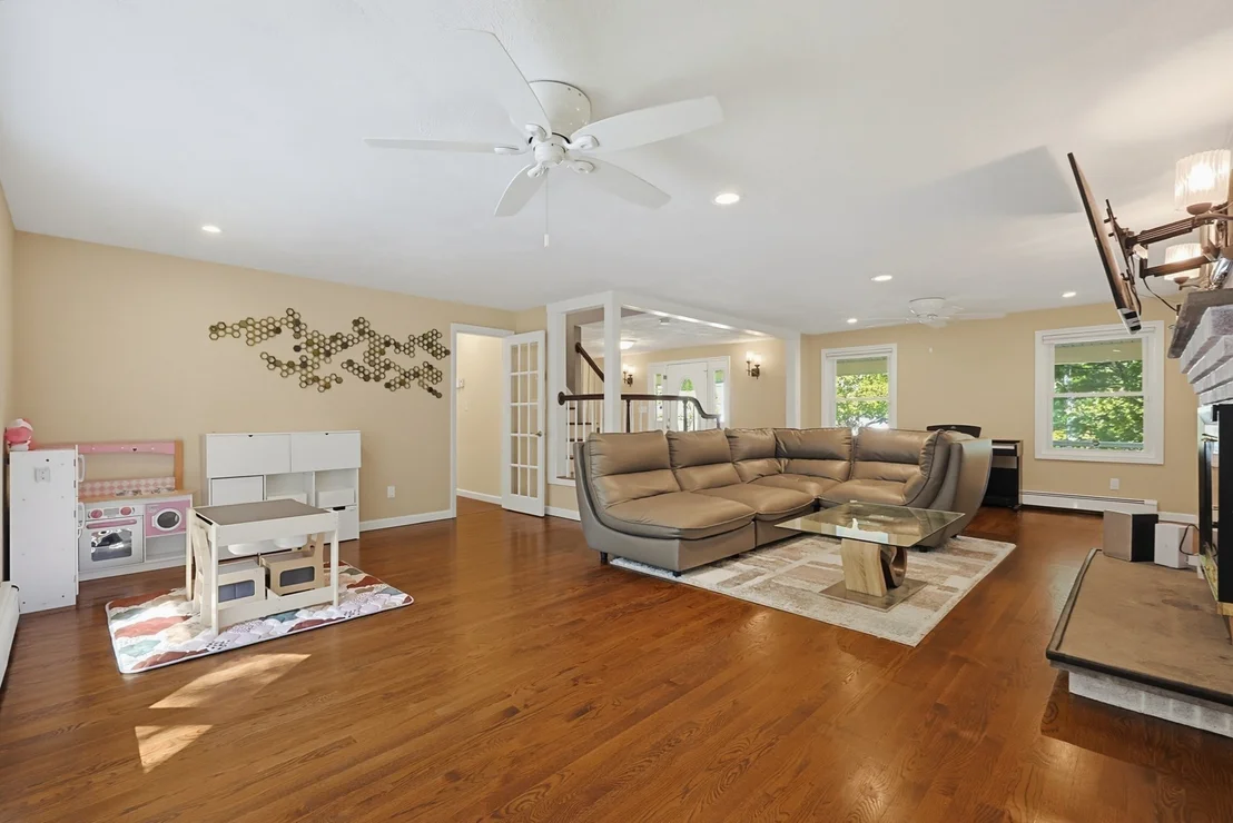 Photo of 5 Chausse Dr