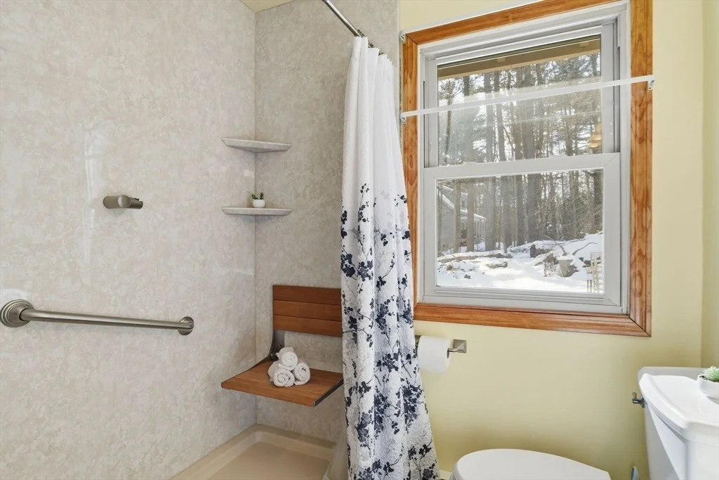 Photo of 200 Fox Den Rd
