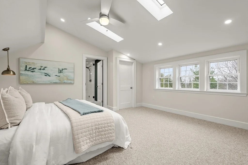 Photo of 24 Grandview Rd