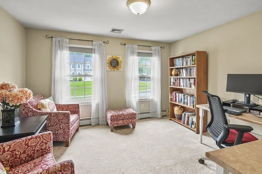 Photo of 19 Wachusett Circle