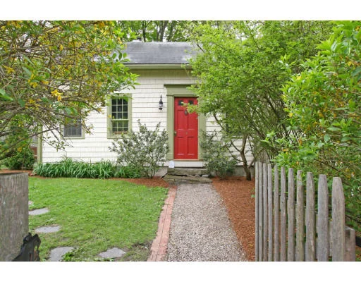 Photo of 12 Warren St