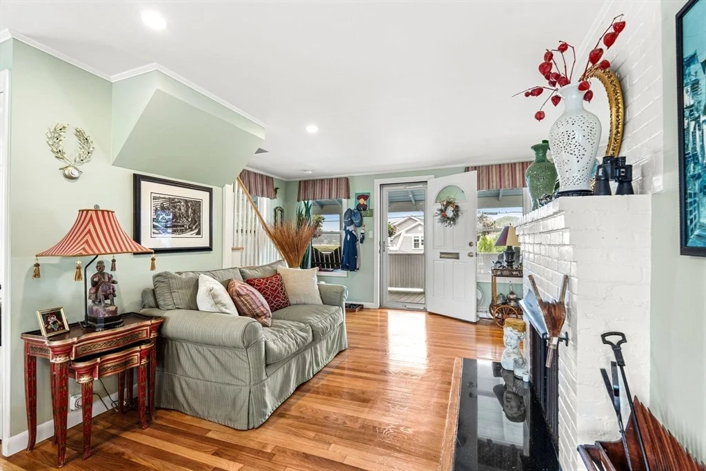Photo of 13 Riverside Rd
