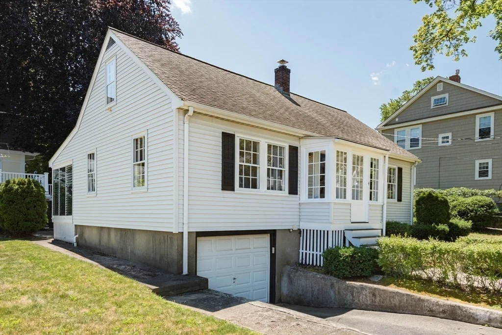 Photo of 4 Inverness Rd