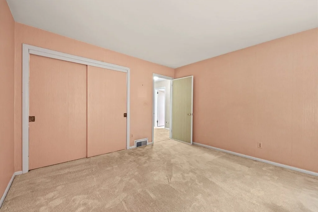 Photo of 124 Tecumseh Drive