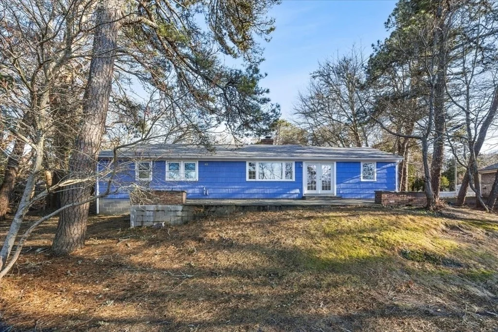 Photo of 365 Phinneys Ln