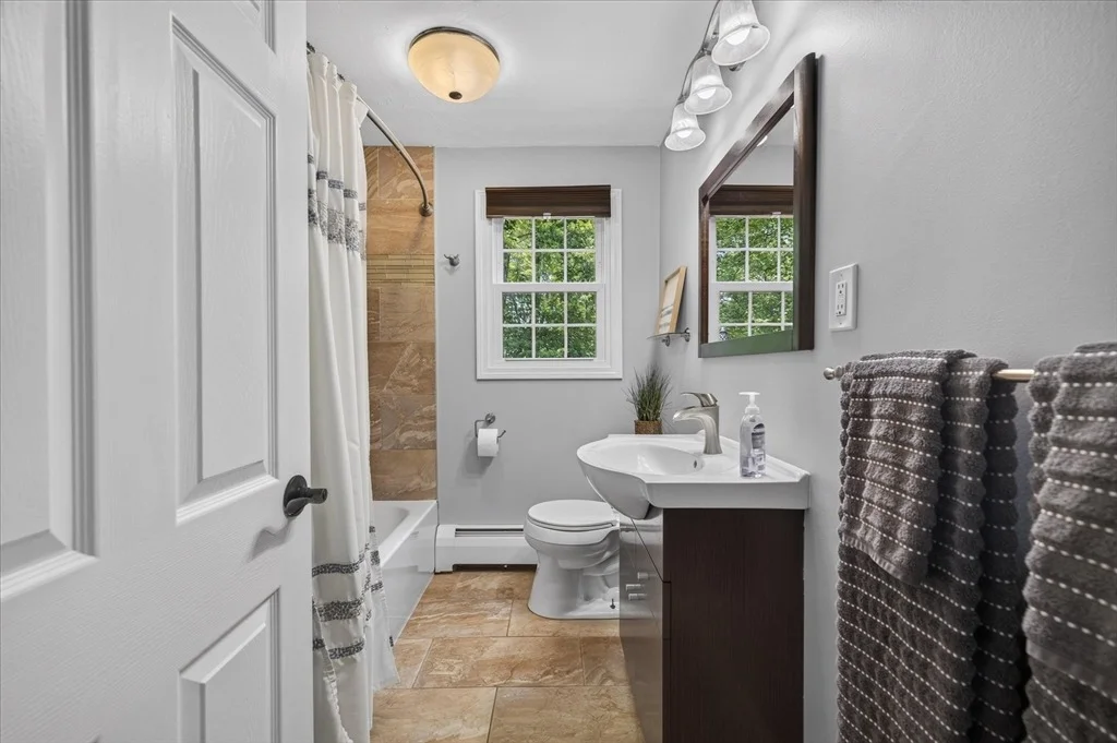 Photo of 14 Aldea Ave