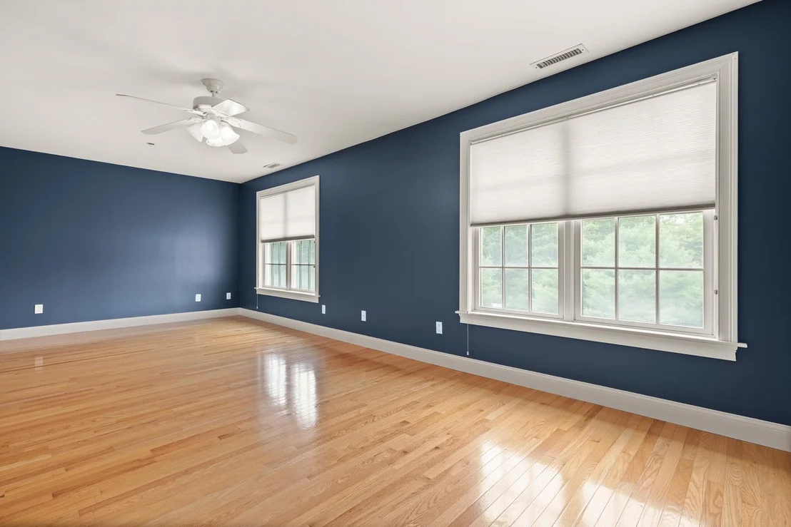Photo of Unit 8 at 8 Dansreau Place