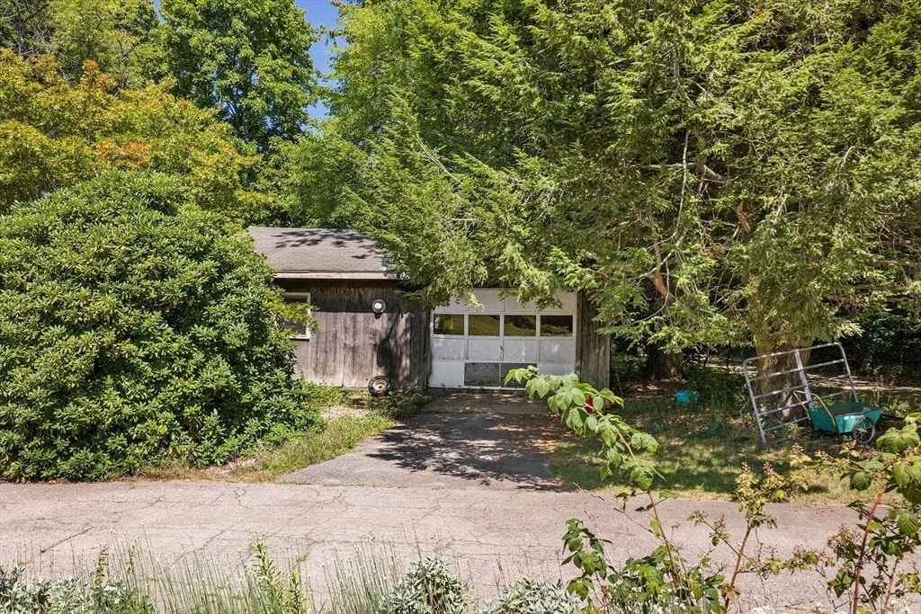 Photo of 32 Cedar St
