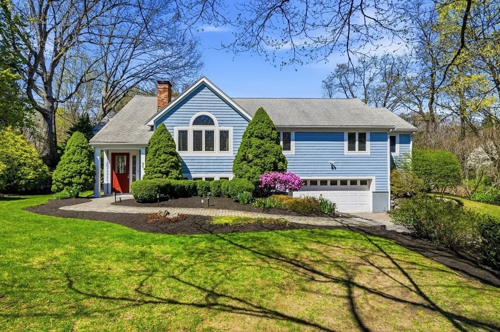 Photo of 98 Blossomcrest Rd