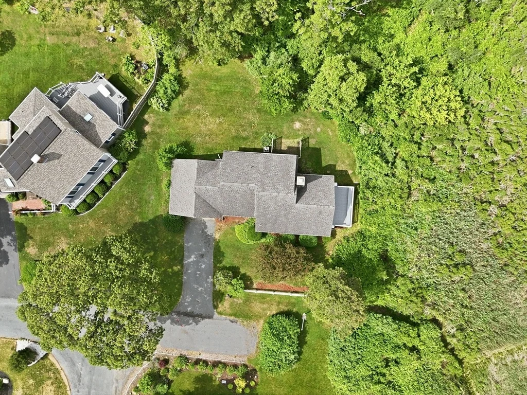Photo of 19 Shell Dr