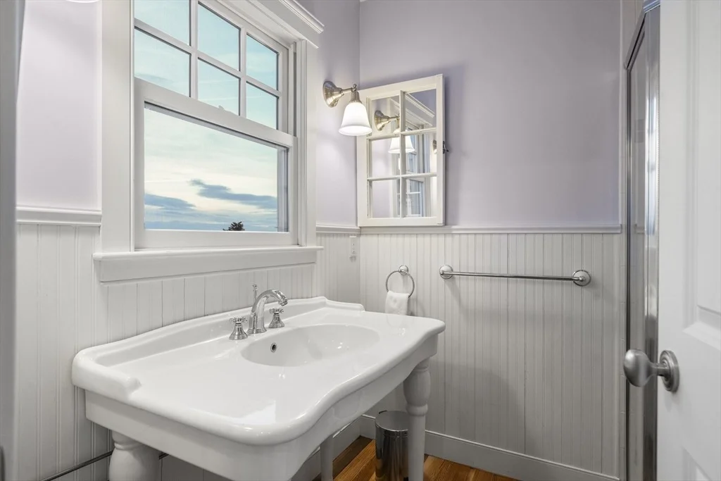 Photo of 35 Bayberry Rd