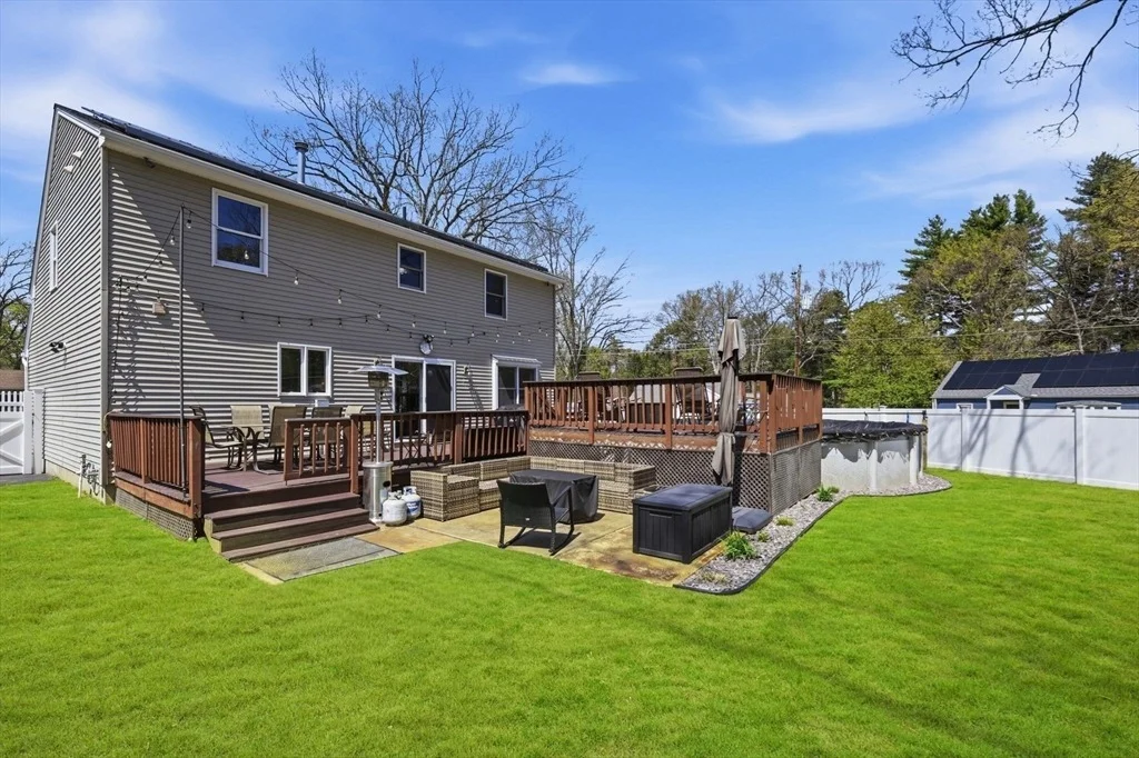 Photo of 33 Winding Ln