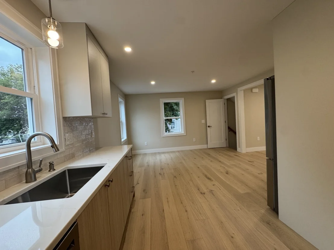Photo of Unit 02 at 562 Gorham Street