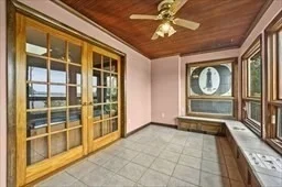Photo of 577 Grove