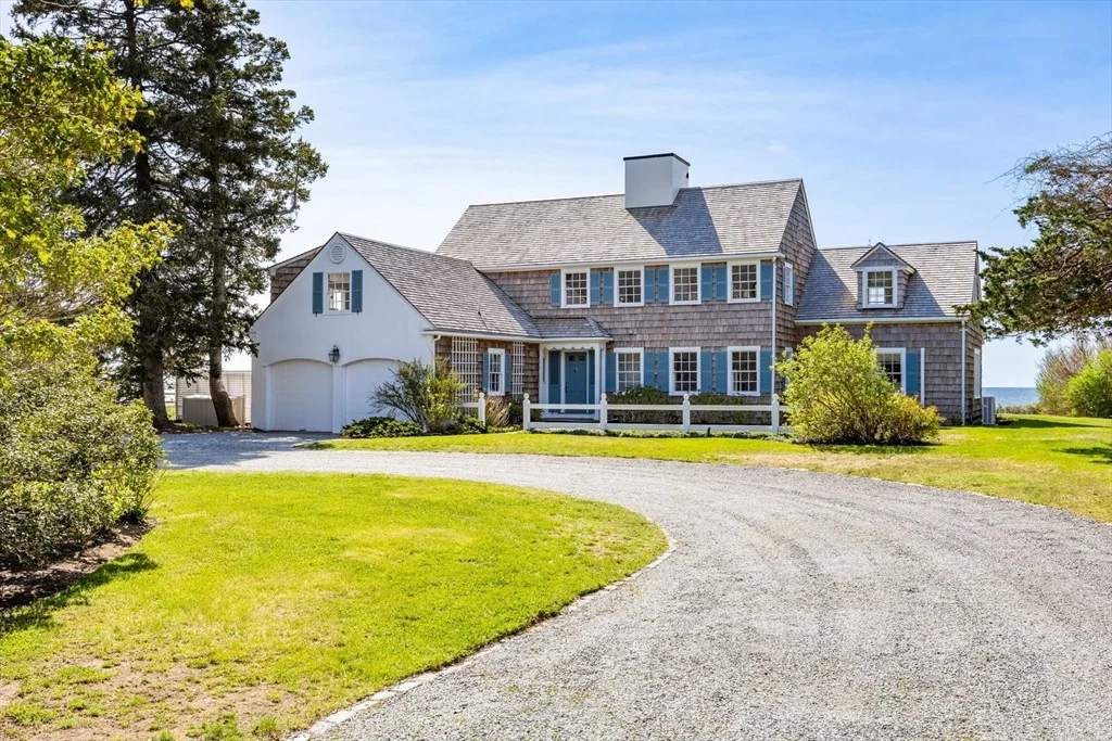 Photo of 545 Sea View Avenue