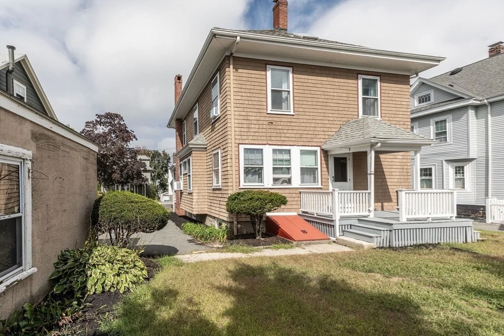 Photo of 62 Lowell Road