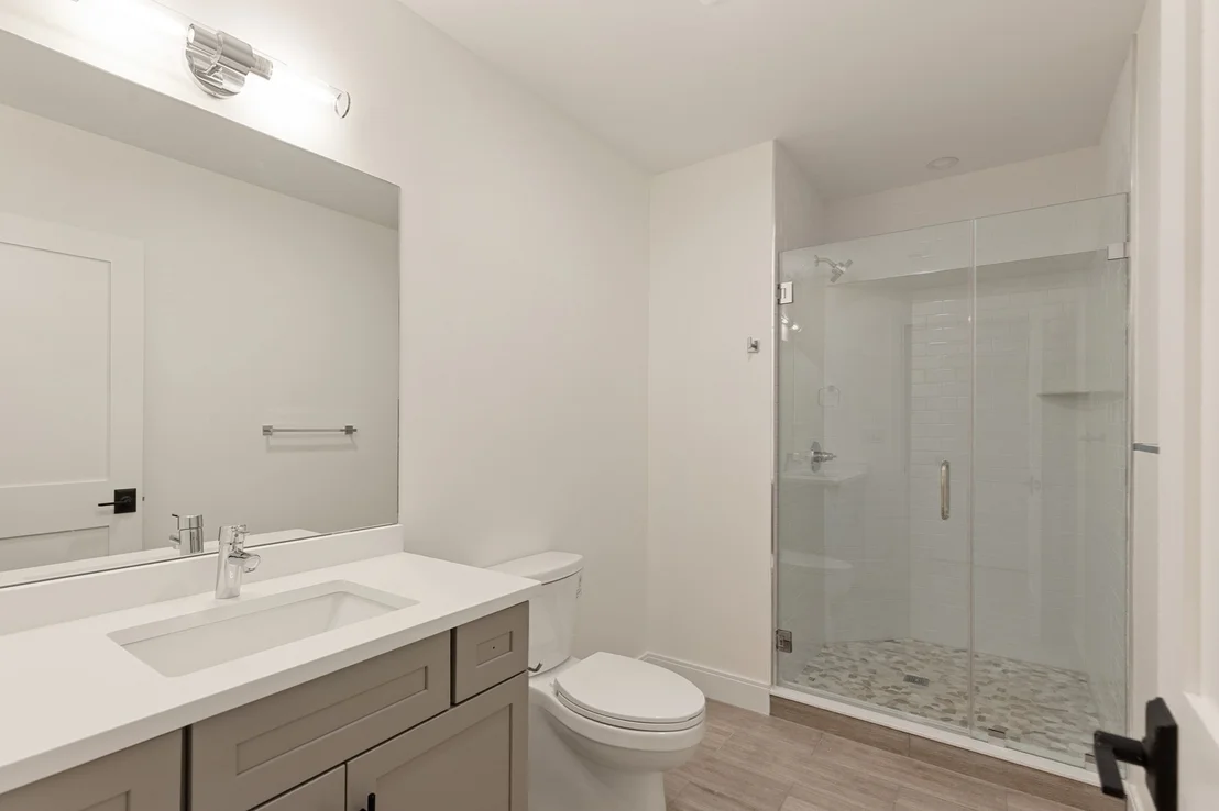 Photo of 472 Summer Avenue
