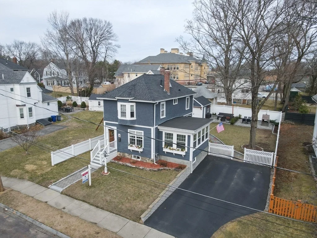 Photo of 9 Grand St