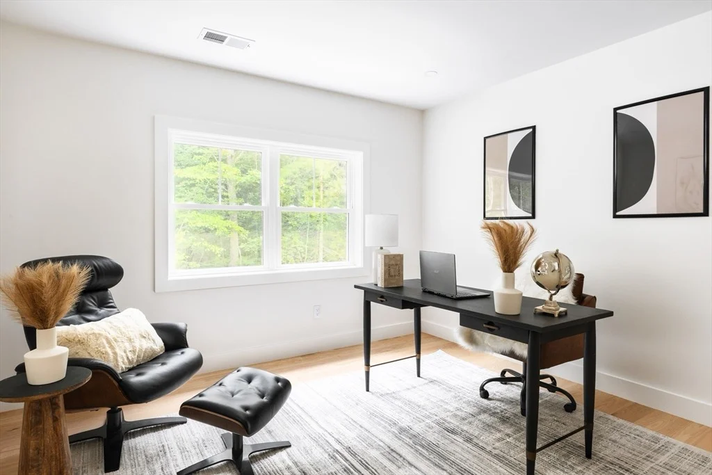 Photo of 87 Lakeview Street