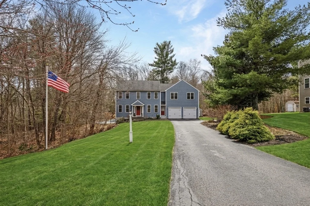 Photo of 9 Great Acres Dr