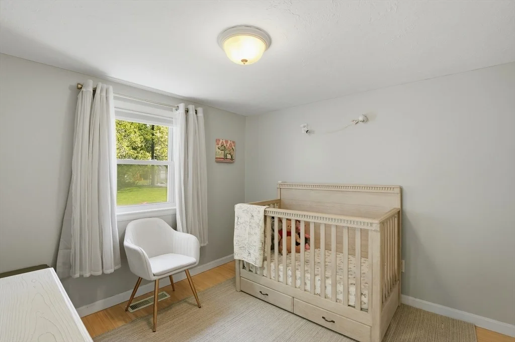 Photo of 12 Pleasant Cir
