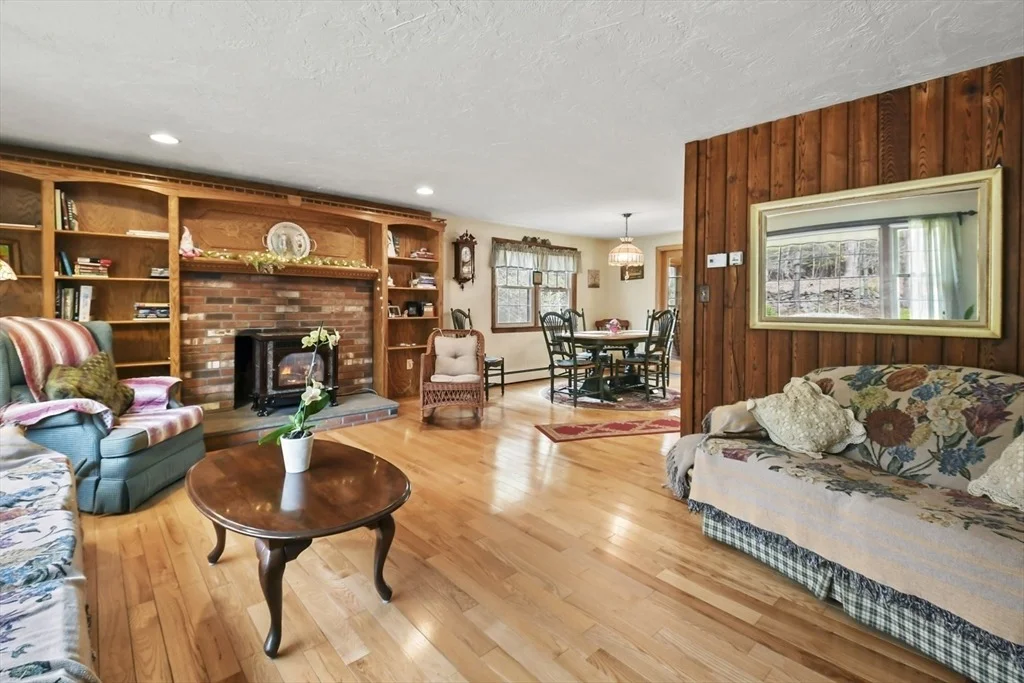 Photo of 36 Osgood Rd