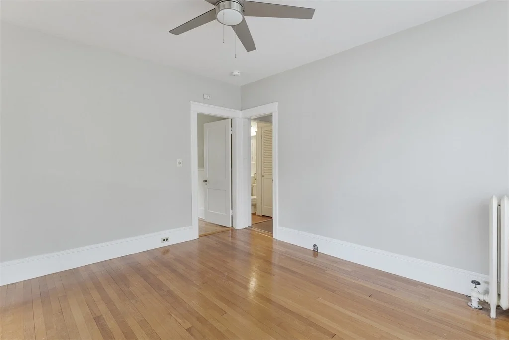Photo of 53 Hillcroft Ave