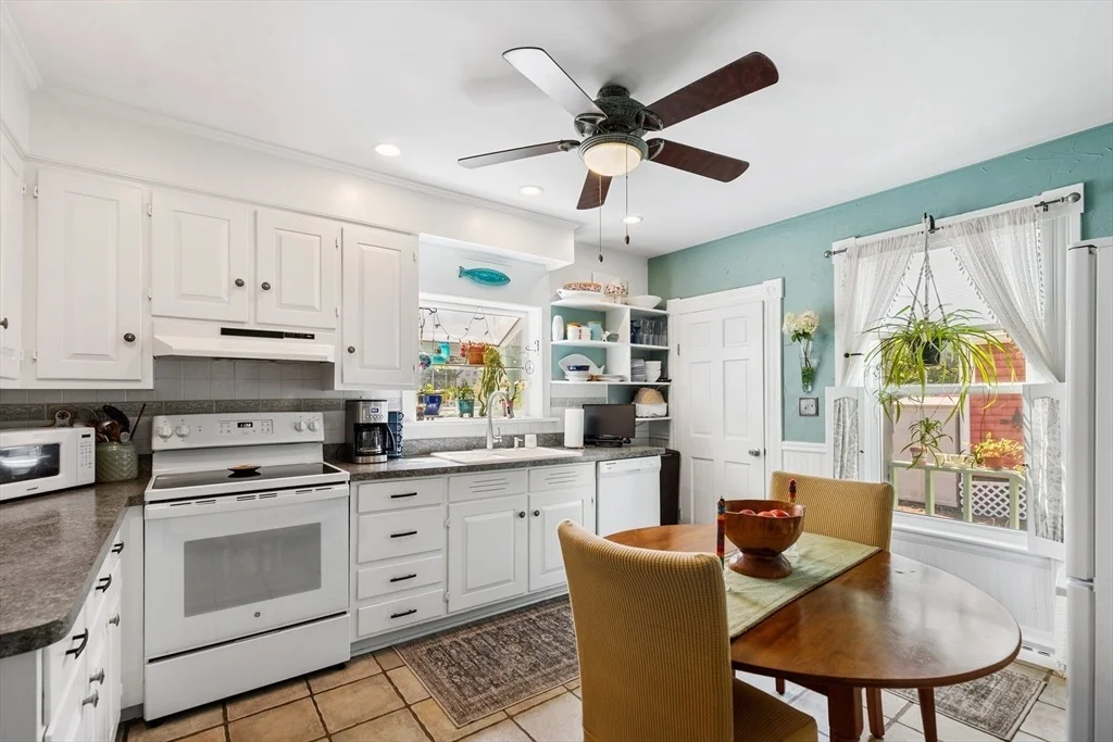 Photo of 3 Cottage St