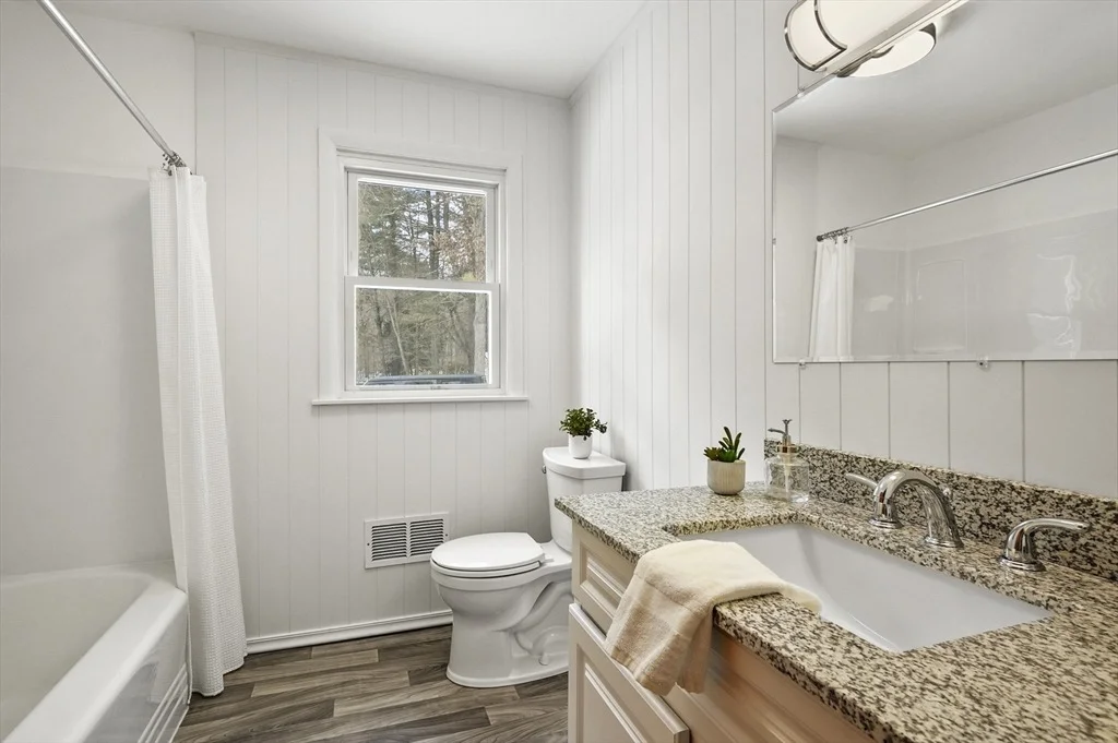 Photo of 184 Whitman Road