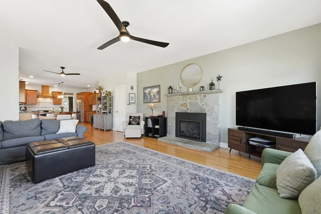 Photo of 12 White Pine Road