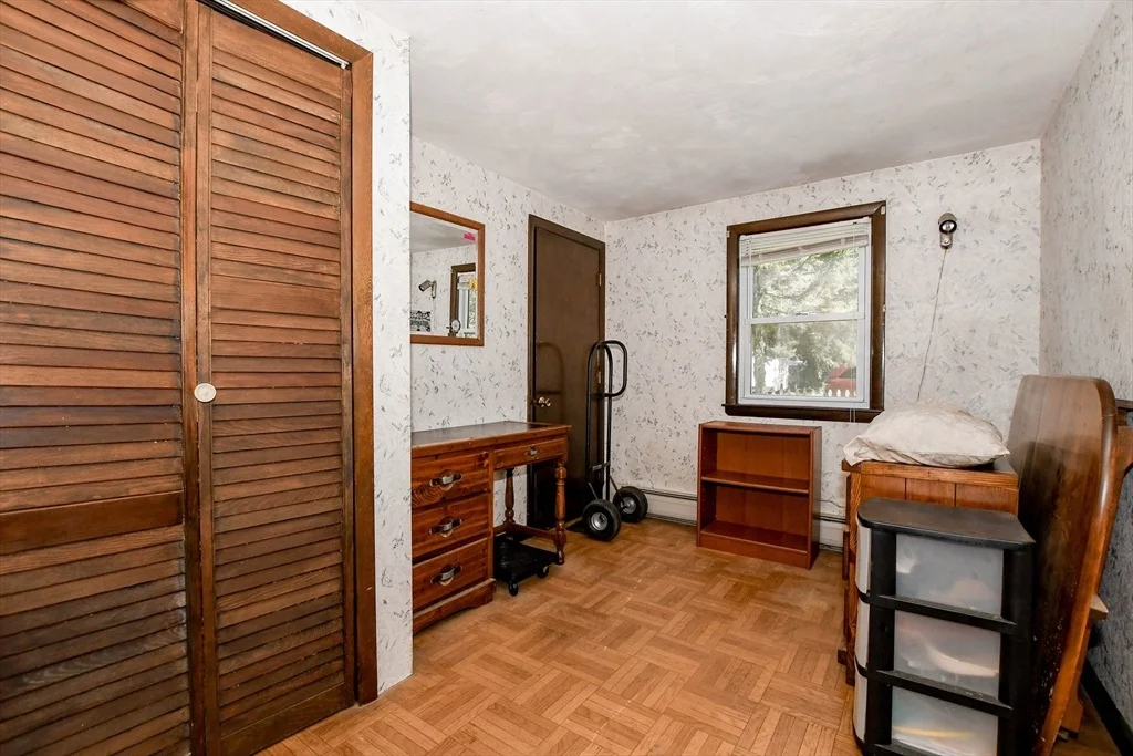 Photo of 9 White Pine Ave