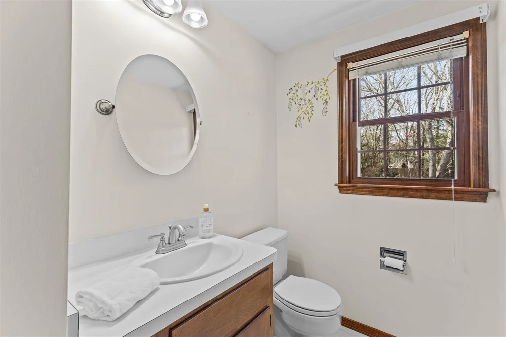 Photo of 363 Prince Hinckley Rd