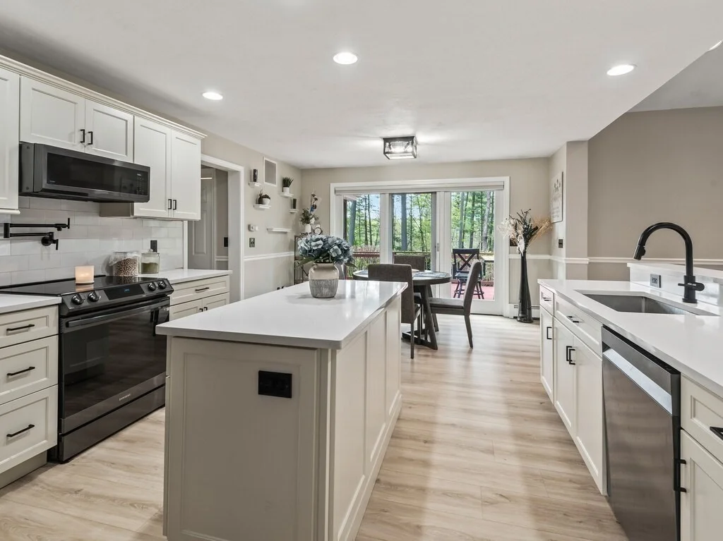 Photo of 33 Smallwood Cir