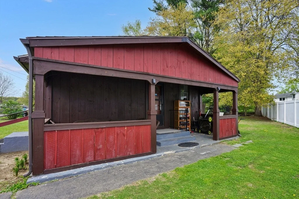 Photo of 94 Cora Ave