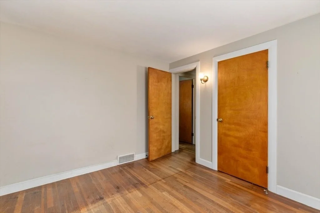 Photo of 12 Standley St