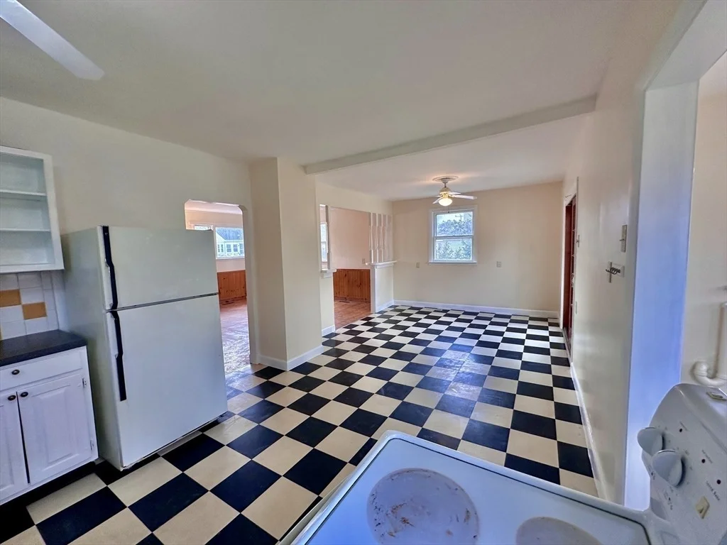 Photo of 40 Sandwich Rd