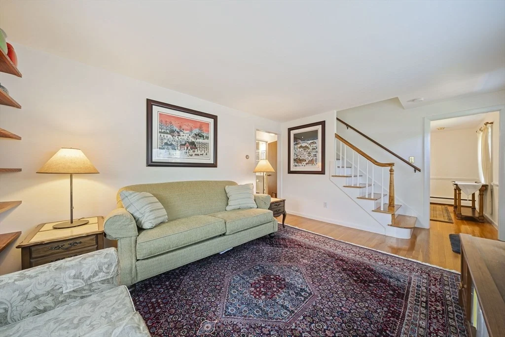Photo of 10 Curtis Cir