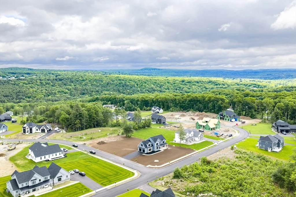 Photo of 32 Balsam Hill Rd